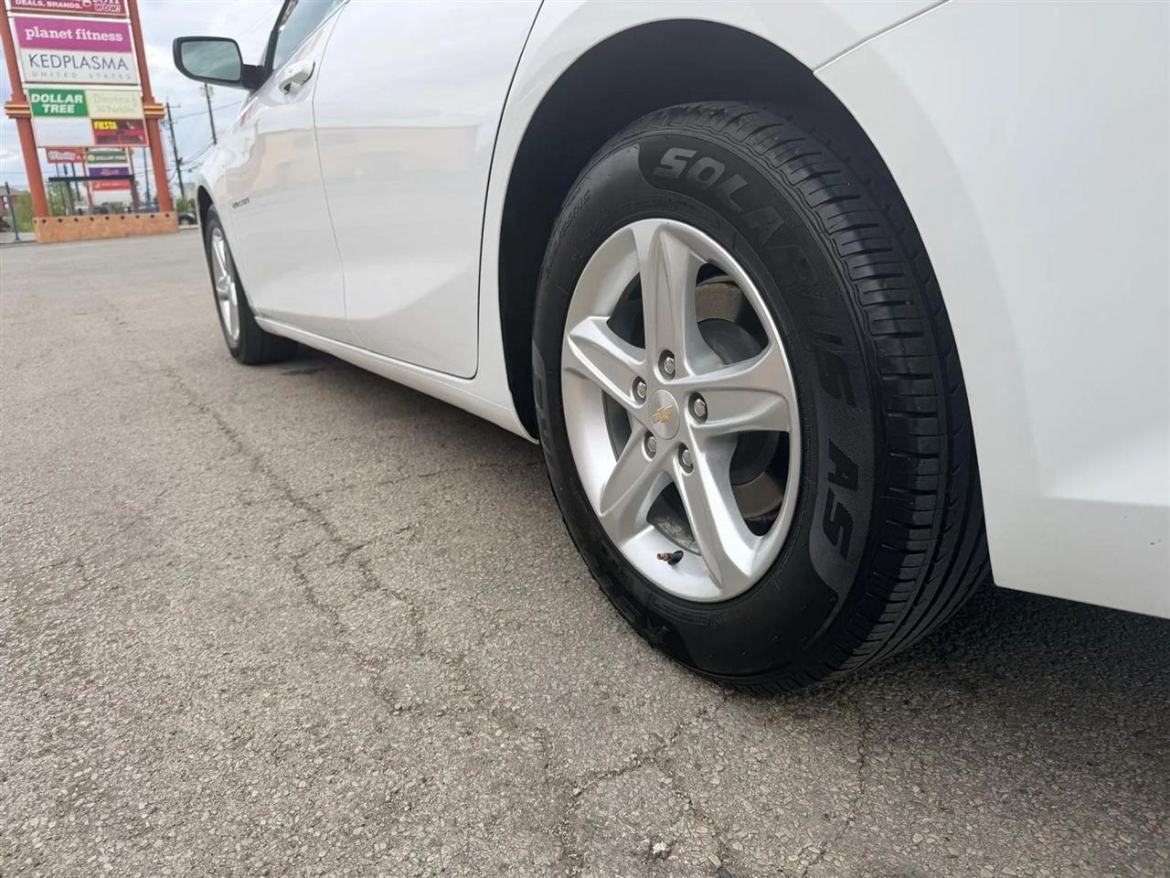 Chevrolet Malibu  2023