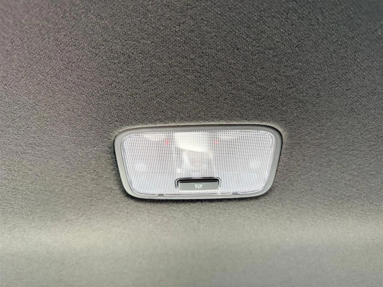 Hyundai Elantra  2025