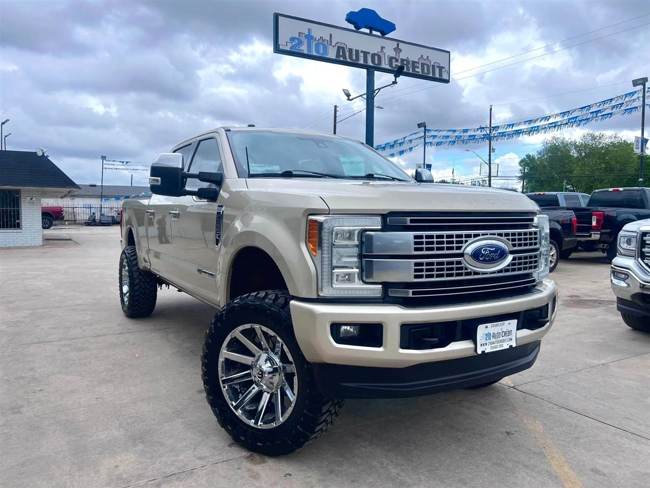 2017 Ford F-250 SD Platinum Pickup 4D 6 3/4 ft