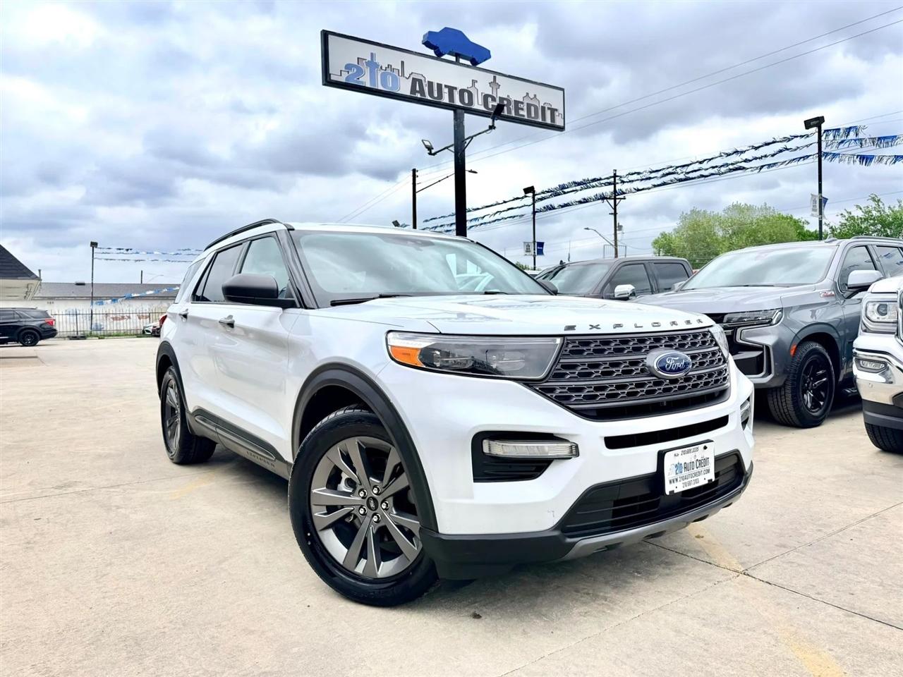 2021 Ford Explorer XLT Sport Utility 4D