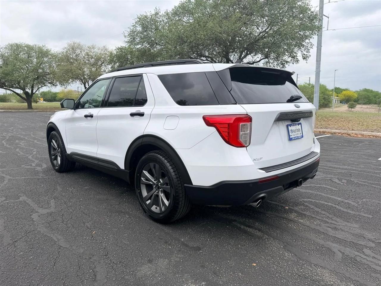 Ford Explorer  2021