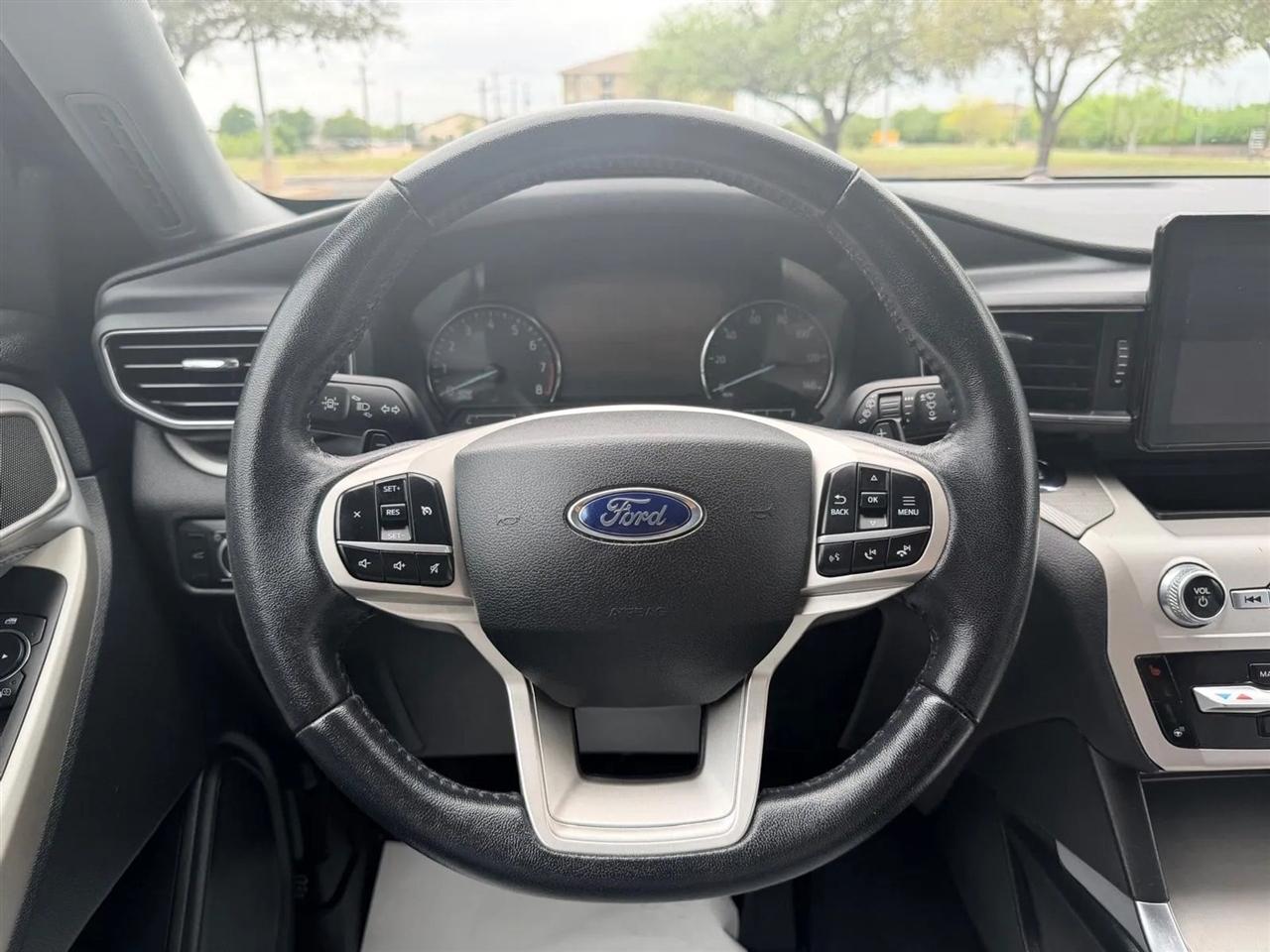 Ford Explorer  2021