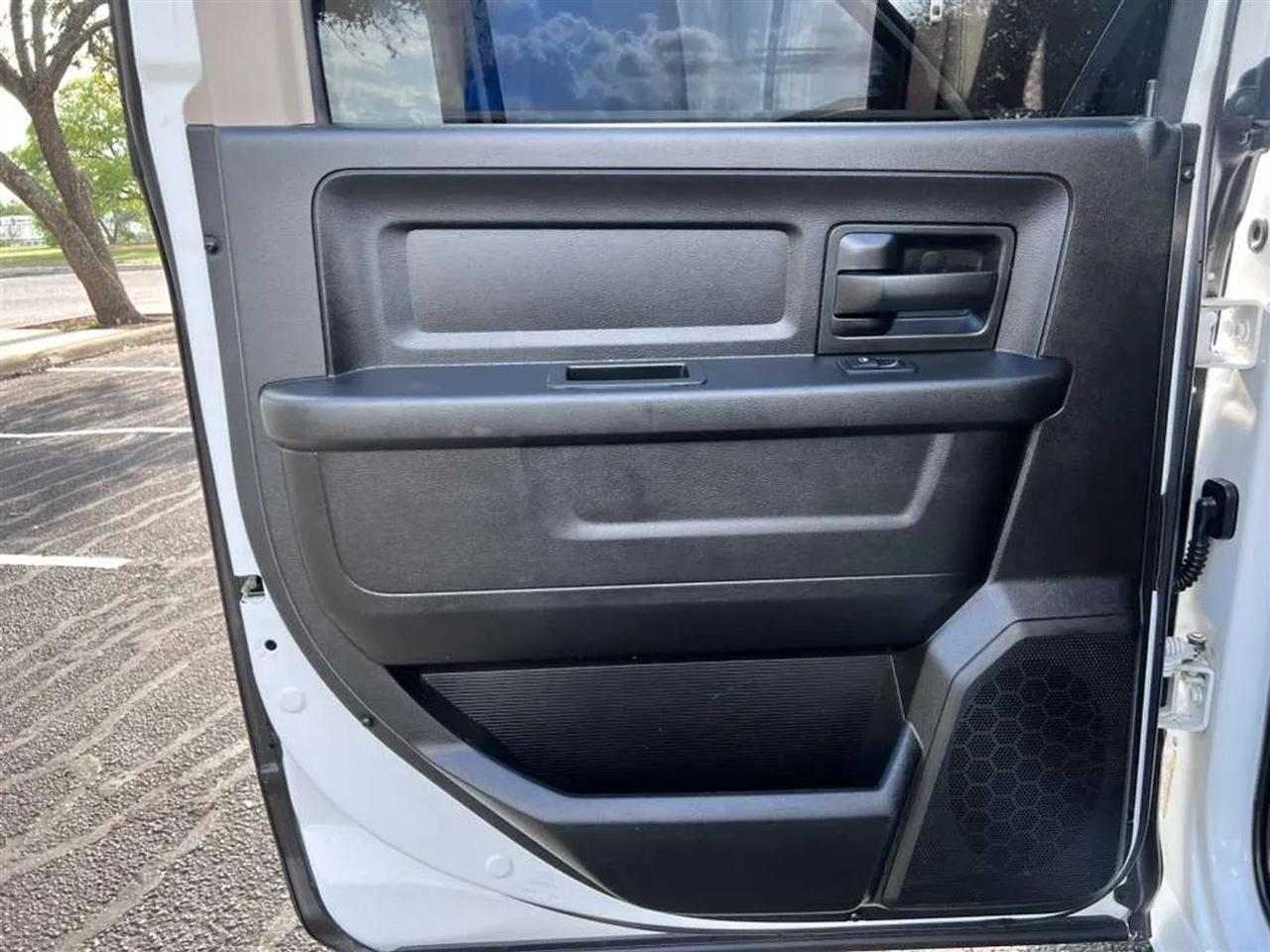 RAM 1500 Classic  2019