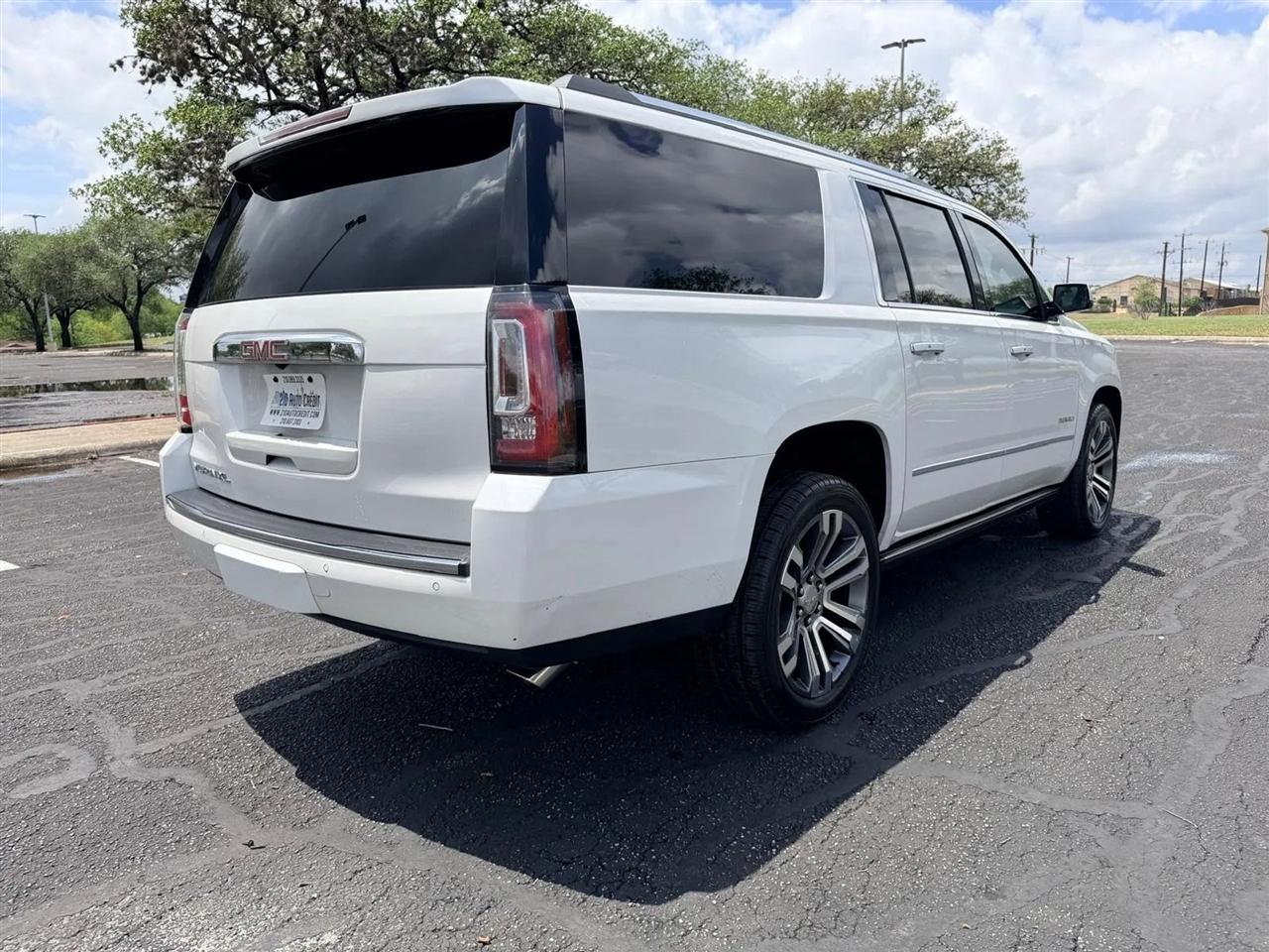 GMC Yukon XL  2019