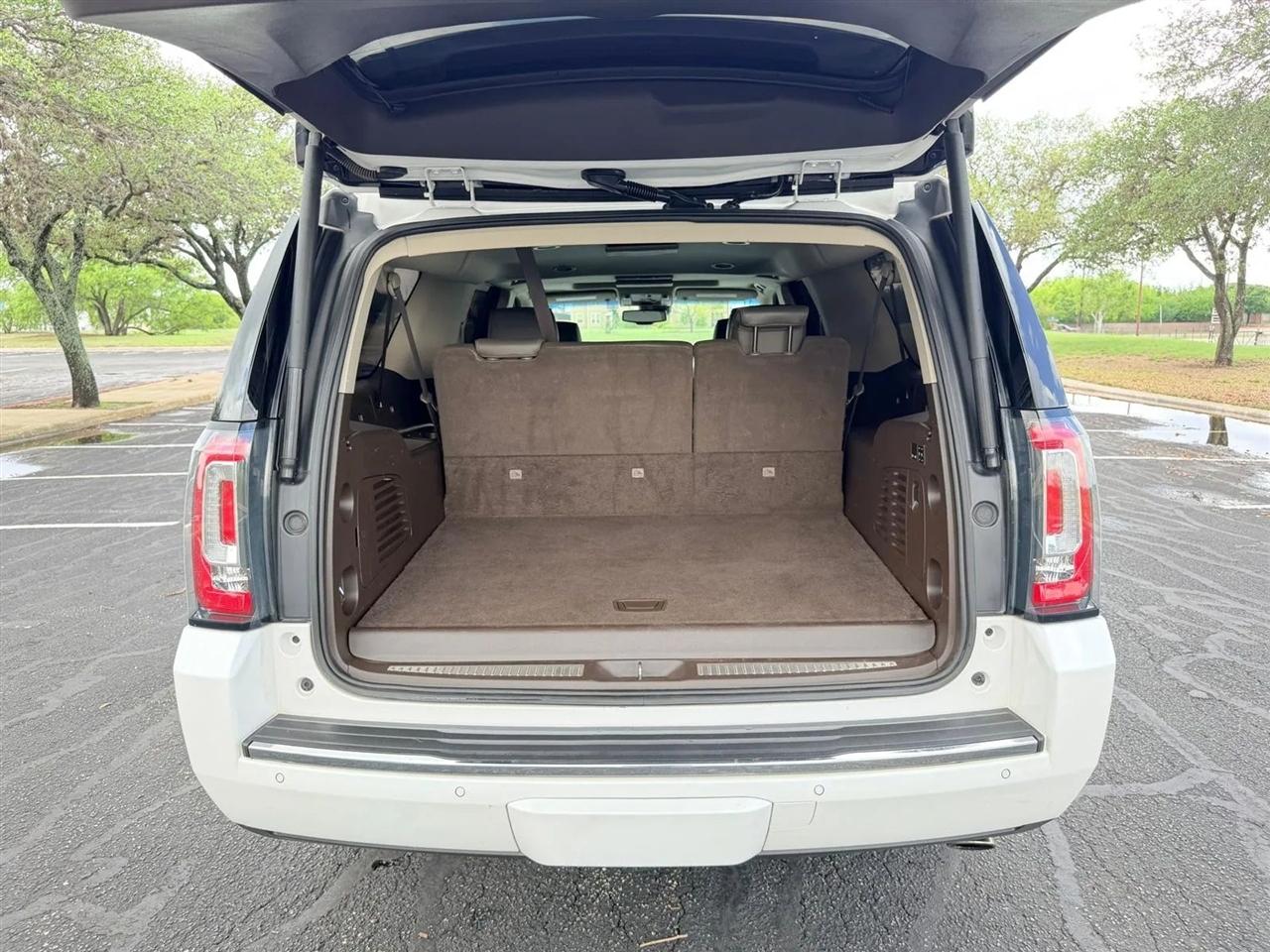 GMC Yukon XL  2019