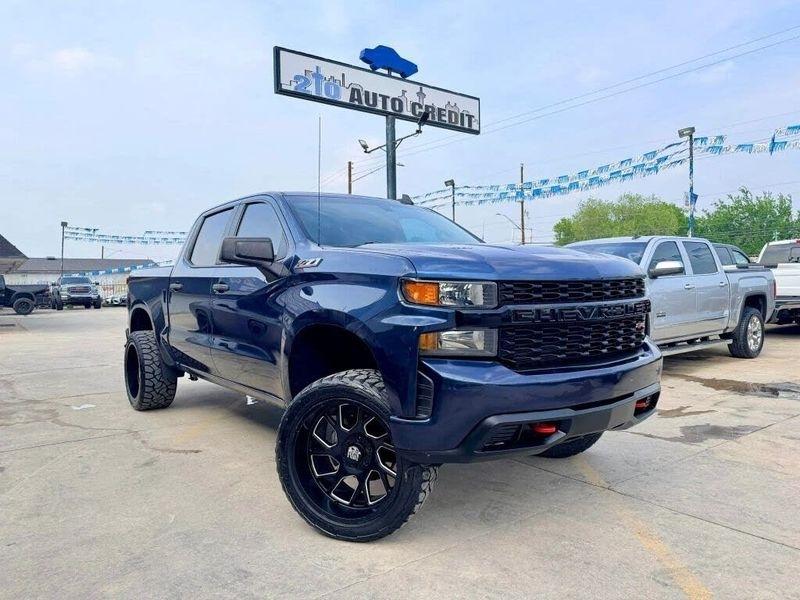 2020 Chevrolet Silverado 1500 Custom Trail Boss Pickup 4D 5 3/4 ft