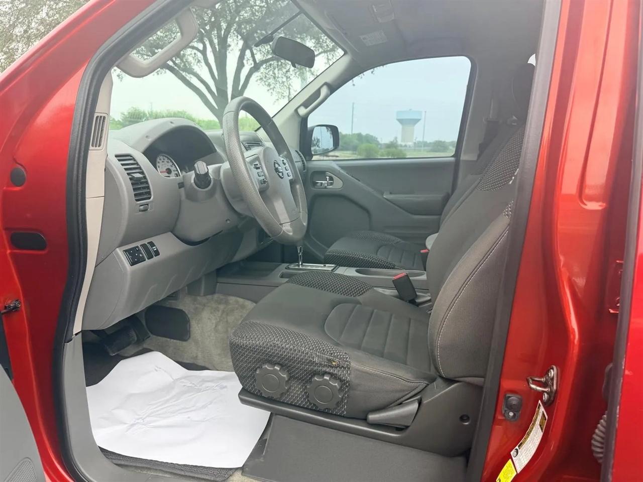 Nissan Frontier  2016