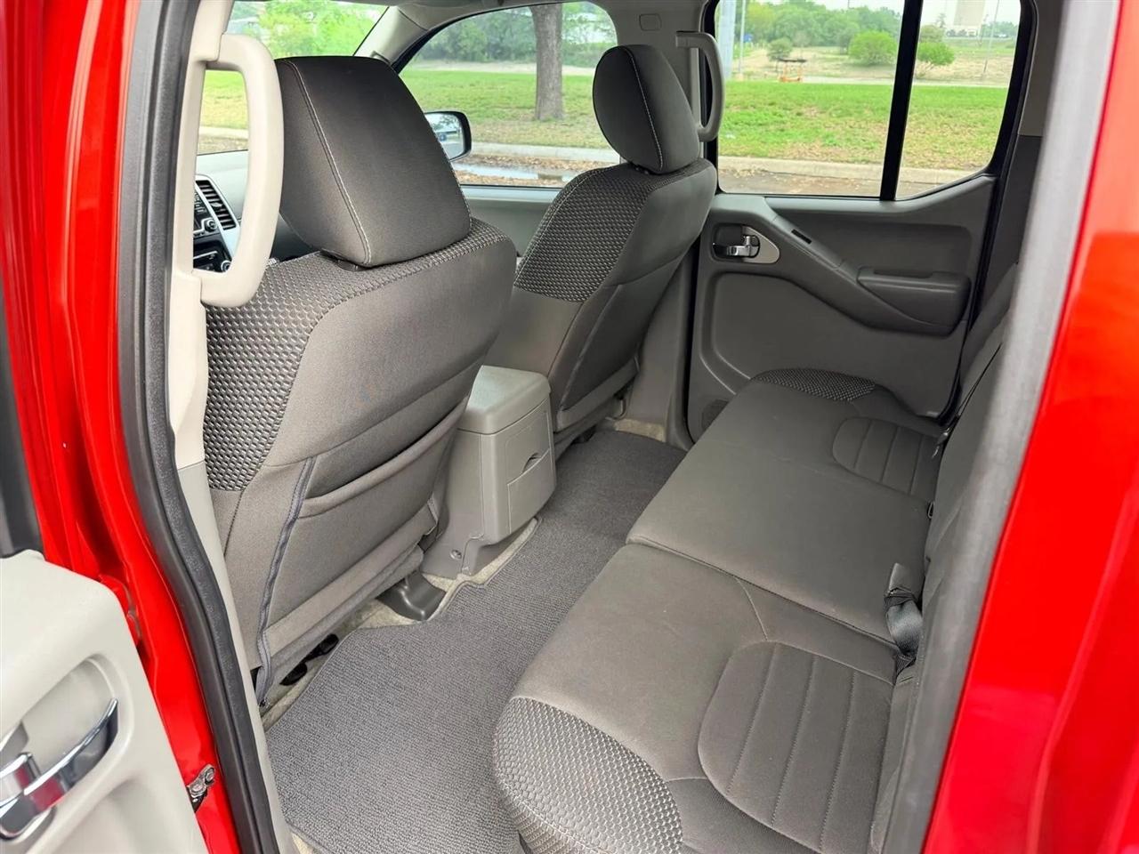 Nissan Frontier  2016