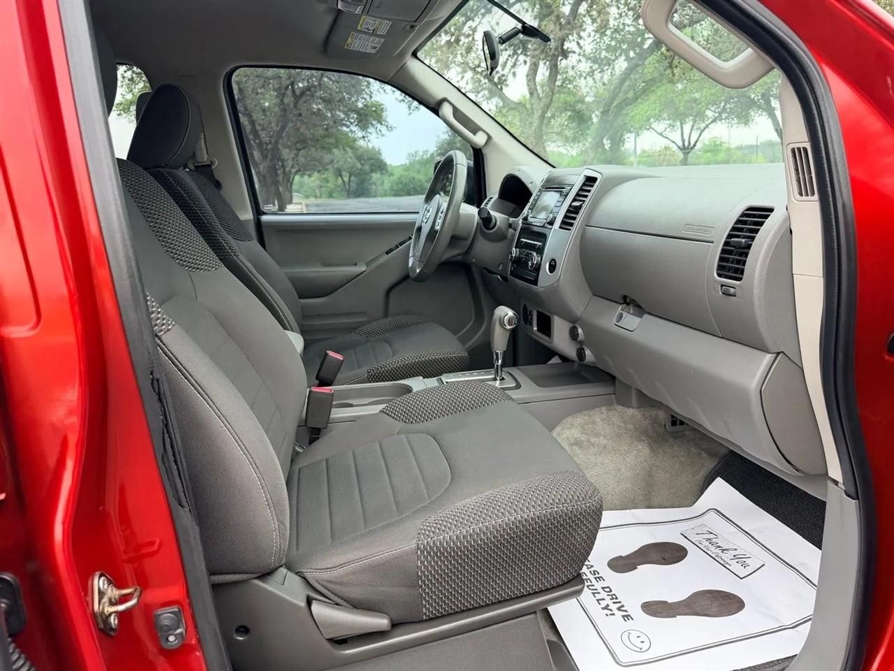 Nissan Frontier  2016