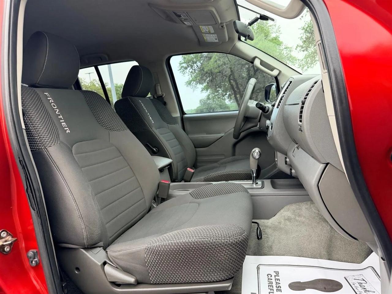 Nissan Frontier  2016