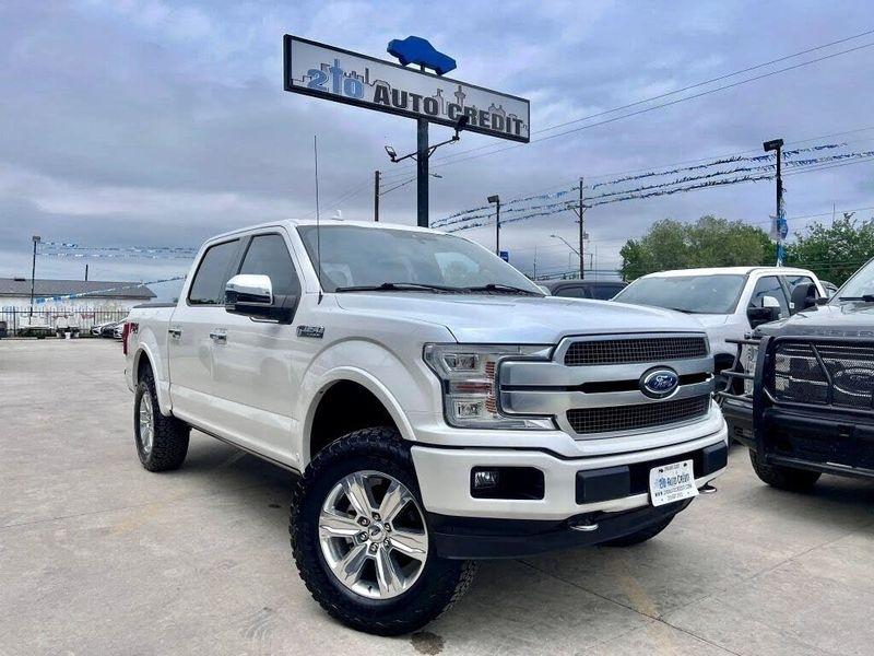2019 Ford F-150 Platinum Pickup 4D 5 1/2 ft