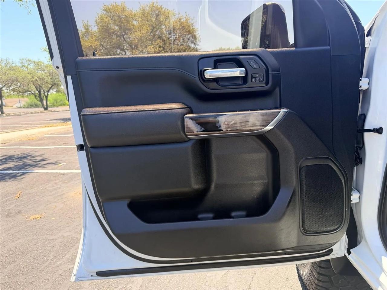Chevrolet Silverado 2500HD  2021