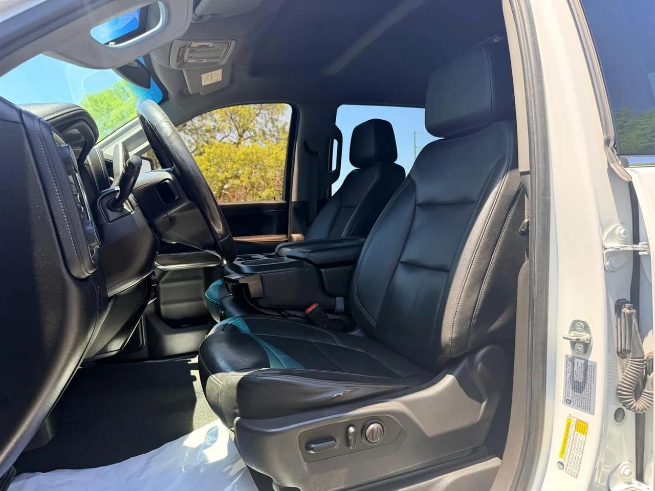 Chevrolet Silverado 2500HD  2021