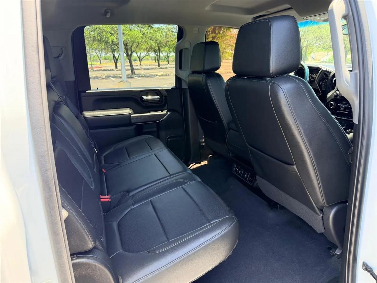 Chevrolet Silverado 2500HD  2021