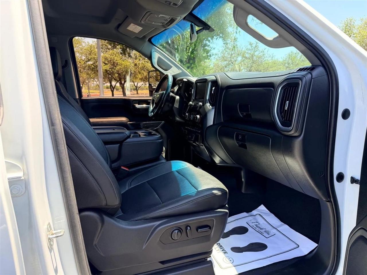 Chevrolet Silverado 2500HD  2021