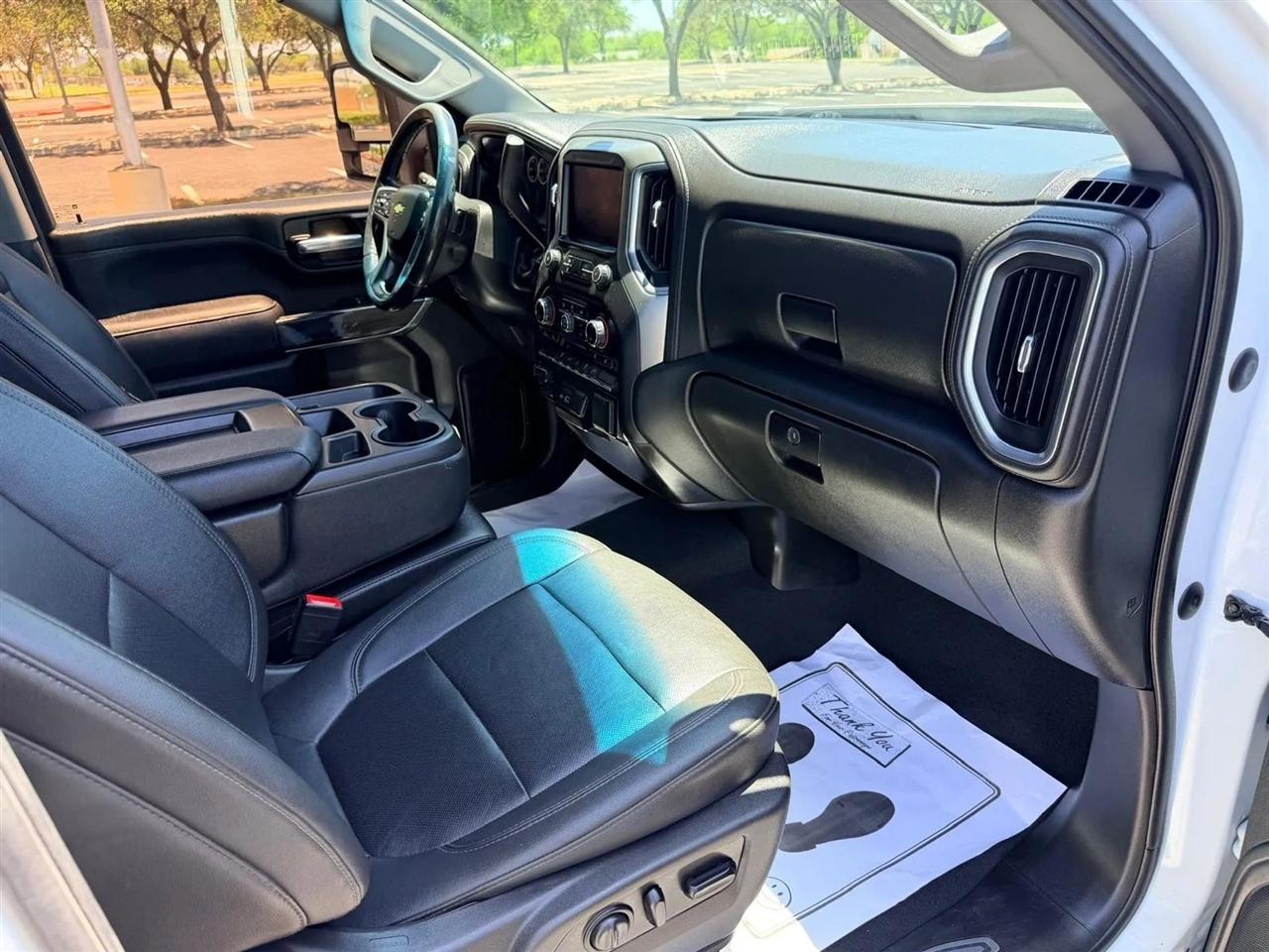 Chevrolet Silverado 2500HD  2021
