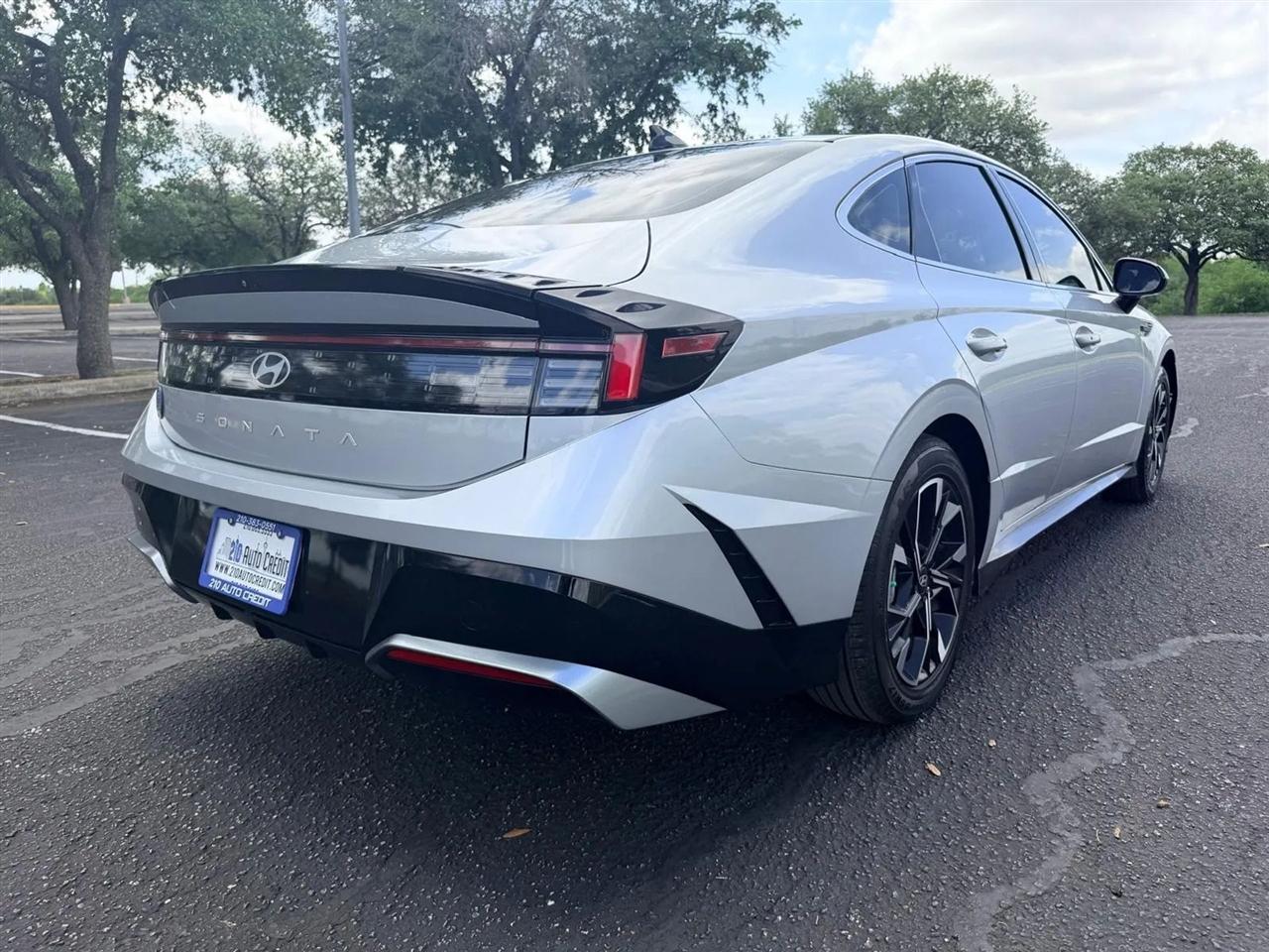 Hyundai Sonata  2024