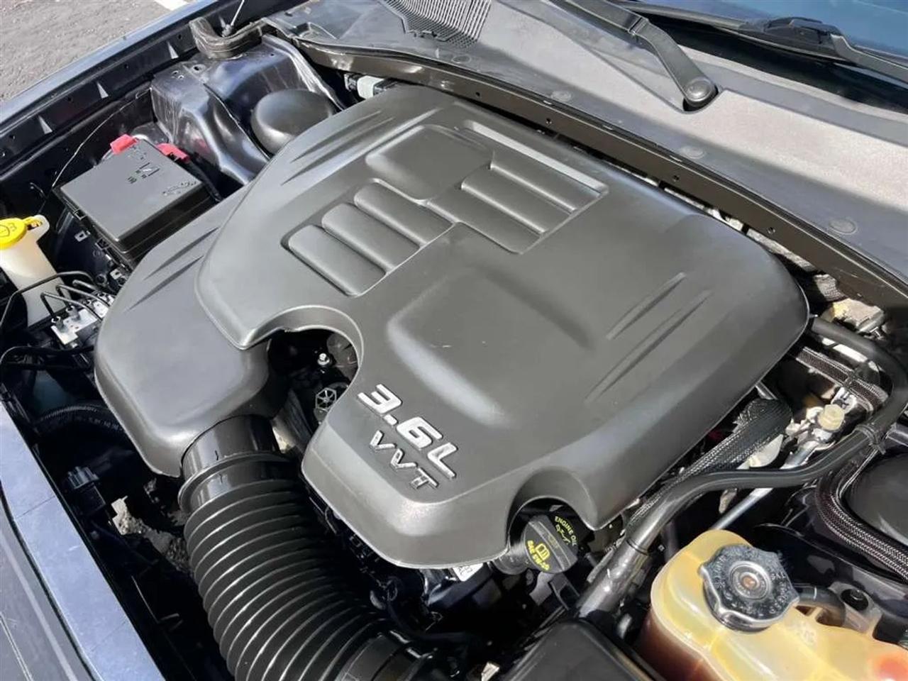 Chrysler 300  2018