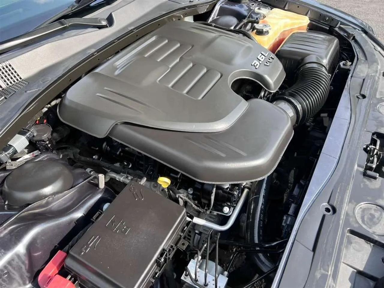 Chrysler 300  2018