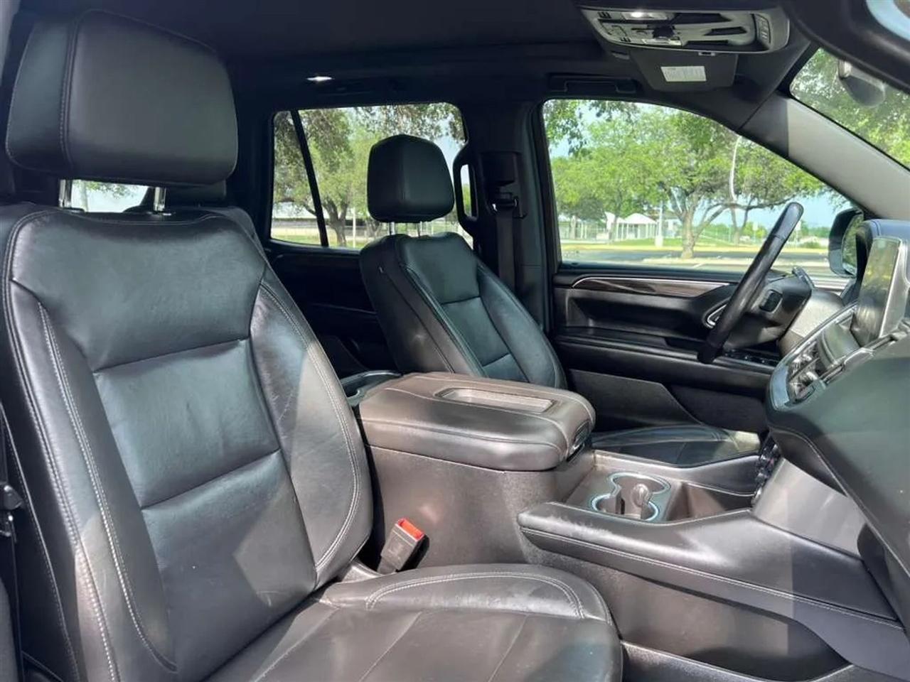 Chevrolet Tahoe  2021