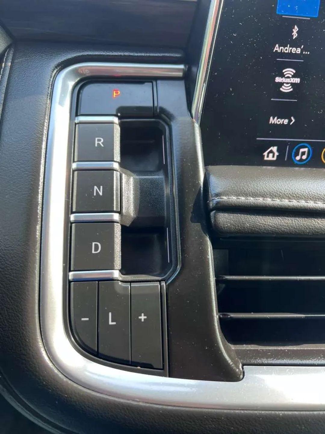 Chevrolet Tahoe  2021