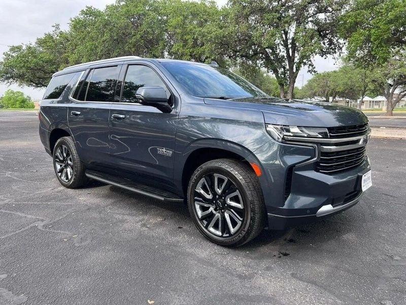 Chevrolet Tahoe  2021