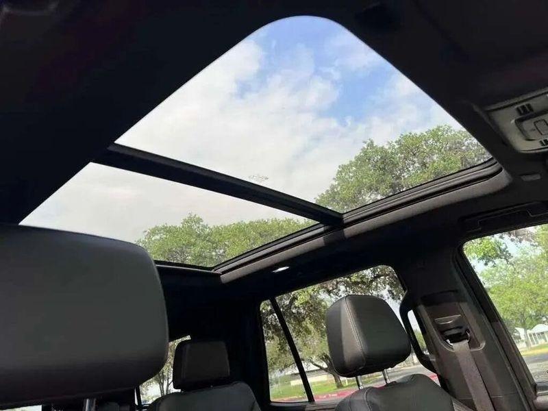 Chevrolet Tahoe  2021