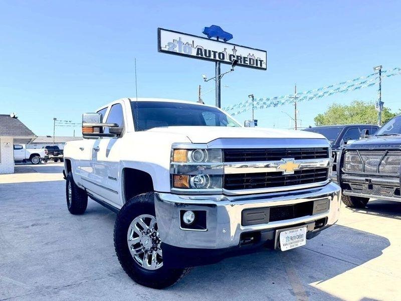 2016 Chevrolet Silverado 2500HD LTZ Pickup 4D 6 1/2 ft