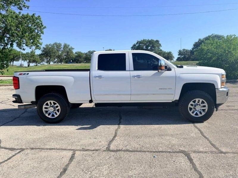 Chevrolet Silverado 2500HD  2016