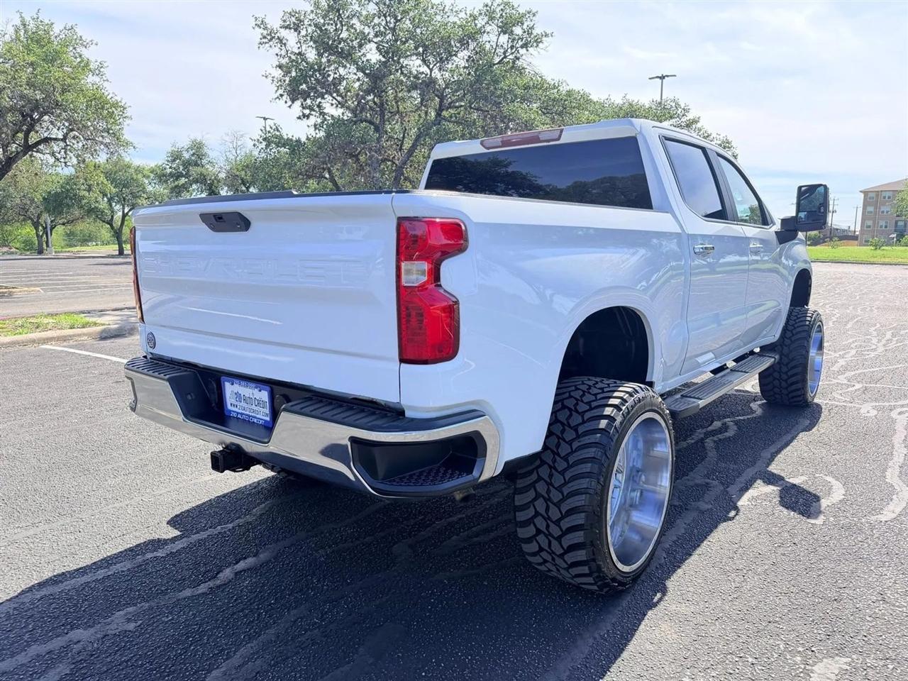 Chevrolet Silverado 1500  2021