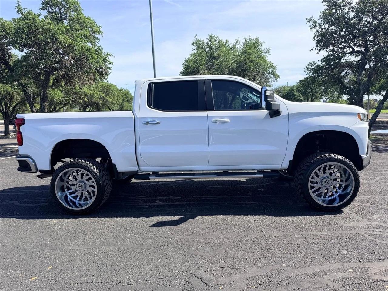 Chevrolet Silverado 1500  2021