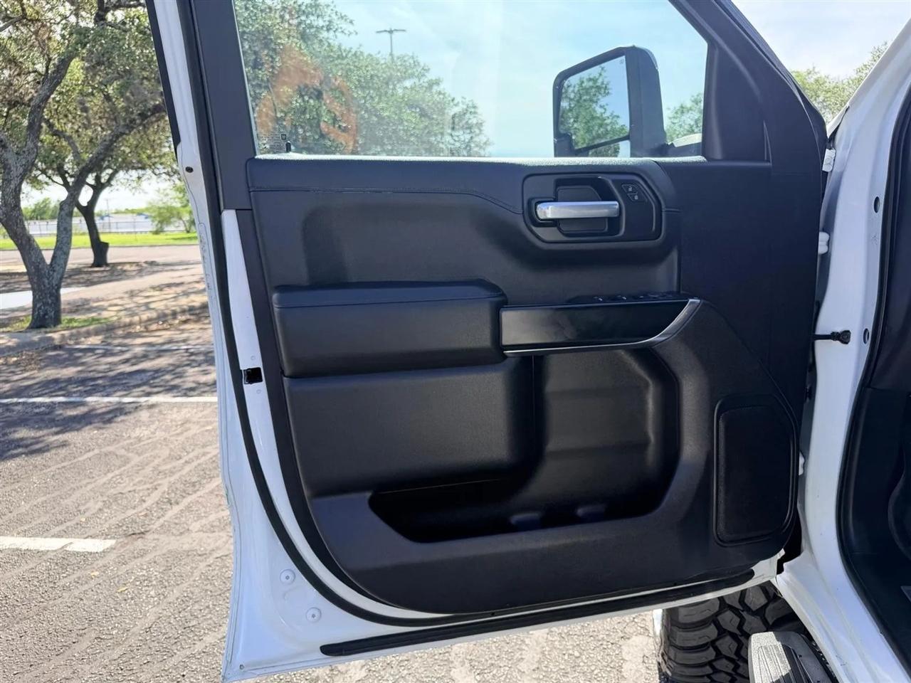 Chevrolet Silverado 1500  2021