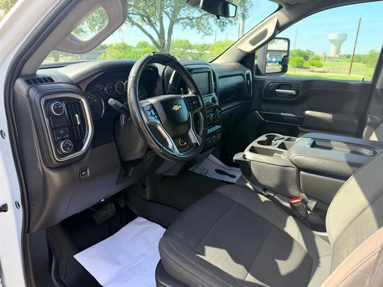 Chevrolet Silverado 1500  2021