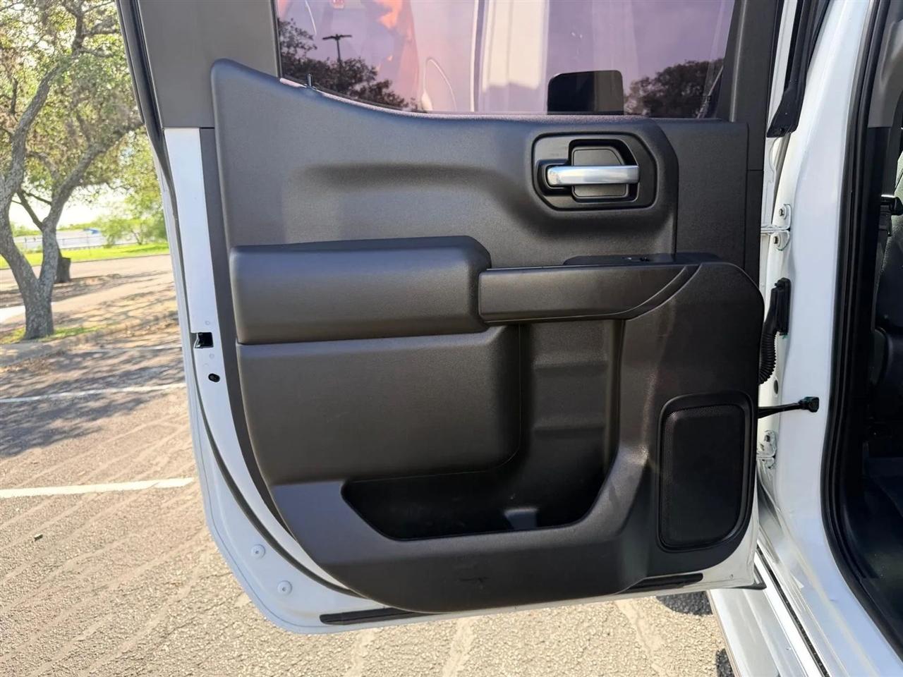 Chevrolet Silverado 1500  2021