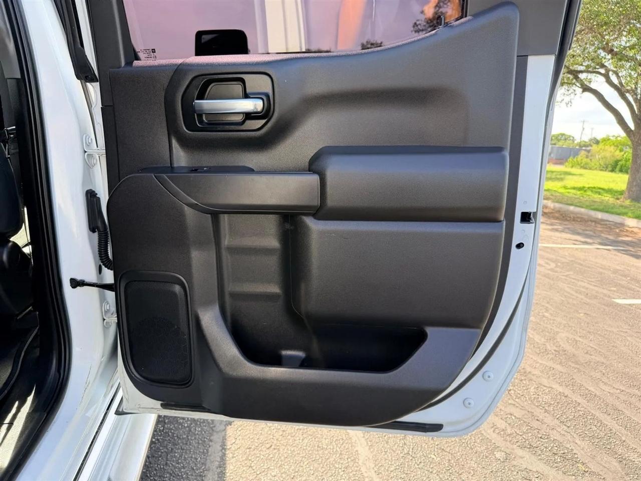 Chevrolet Silverado 1500  2021