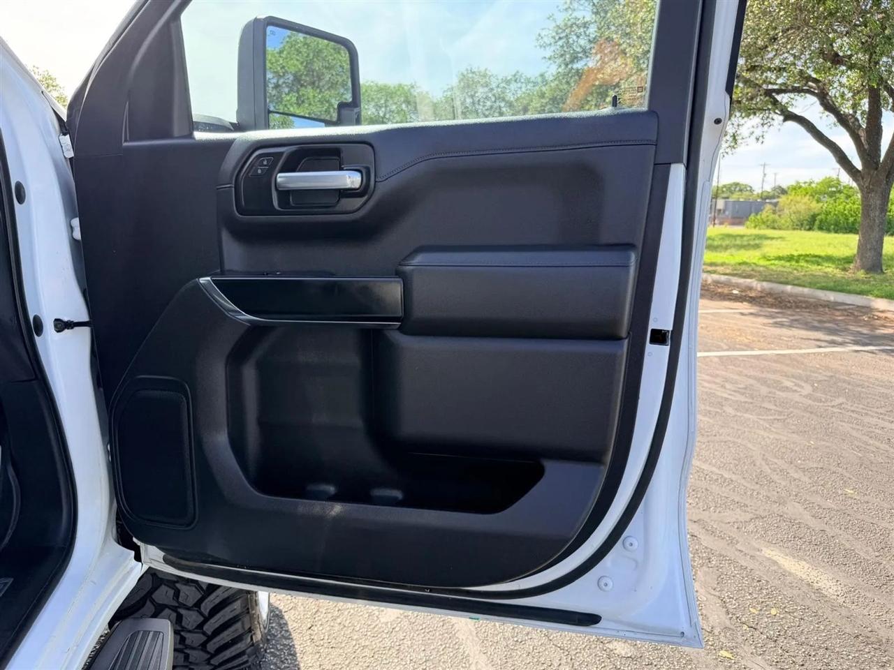 Chevrolet Silverado 1500  2021
