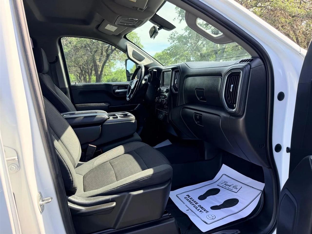 Chevrolet Silverado 1500  2021