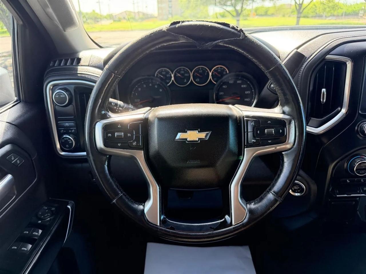 Chevrolet Silverado 1500  2021