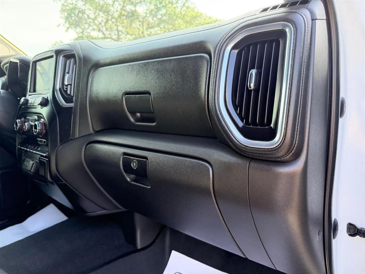 Chevrolet Silverado 1500  2021