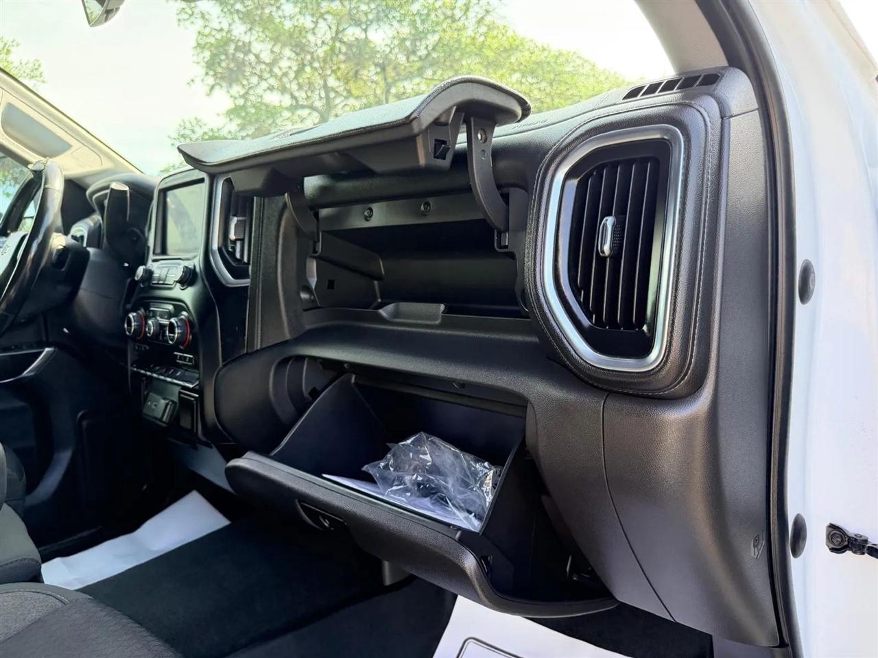 Chevrolet Silverado 1500  2021