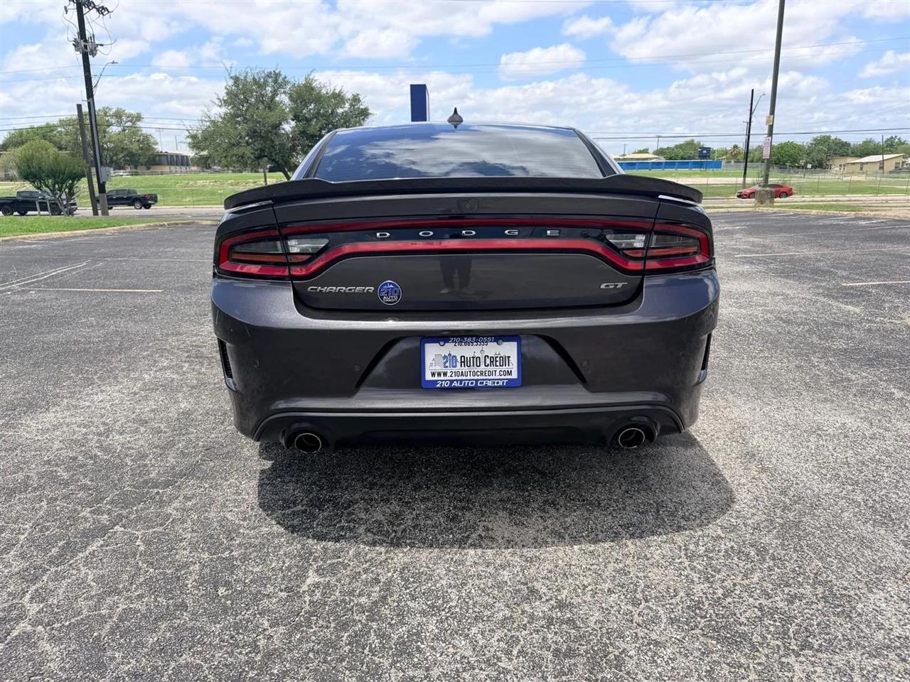 Dodge Charger  2021