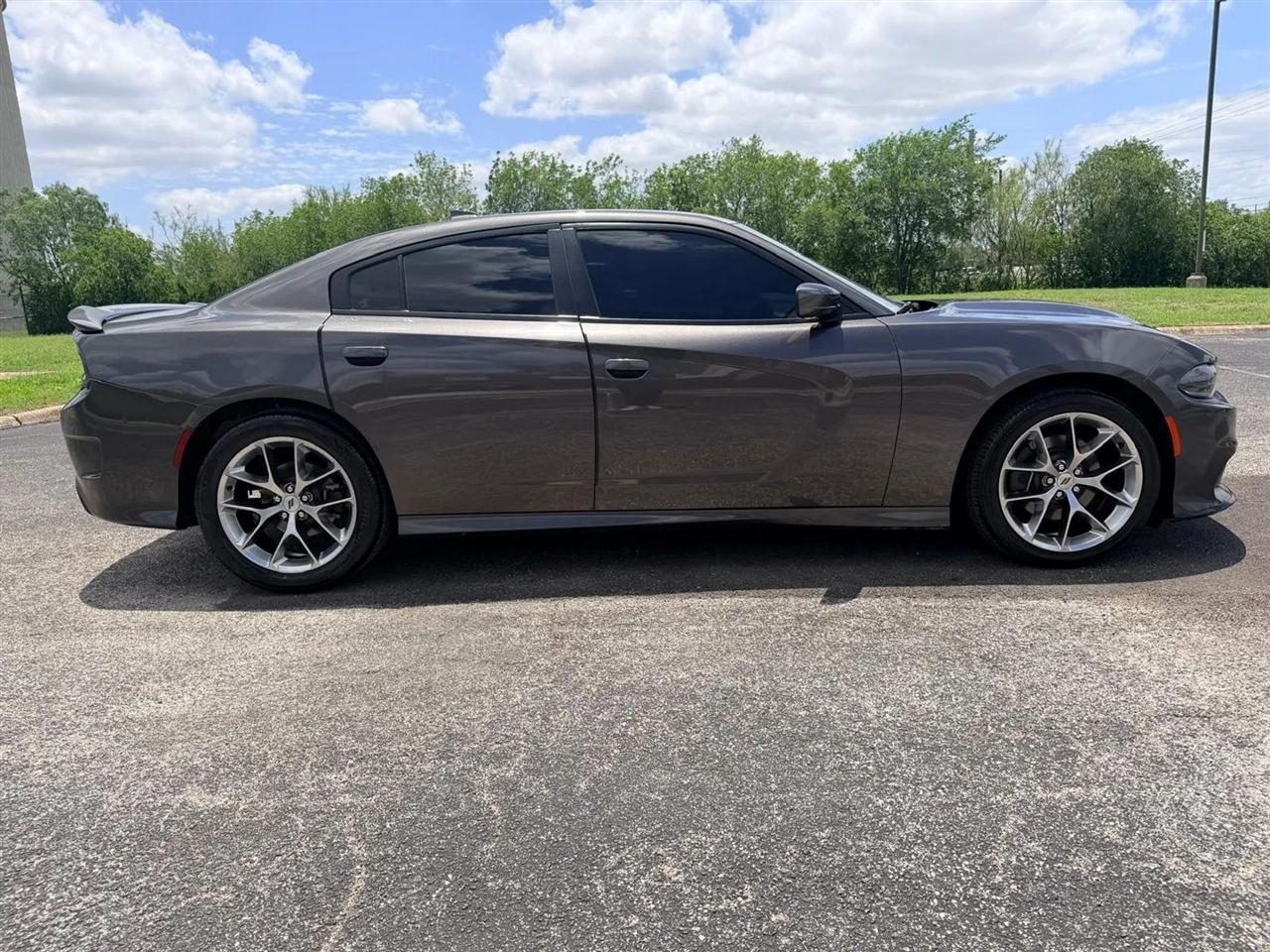 Dodge Charger  2021