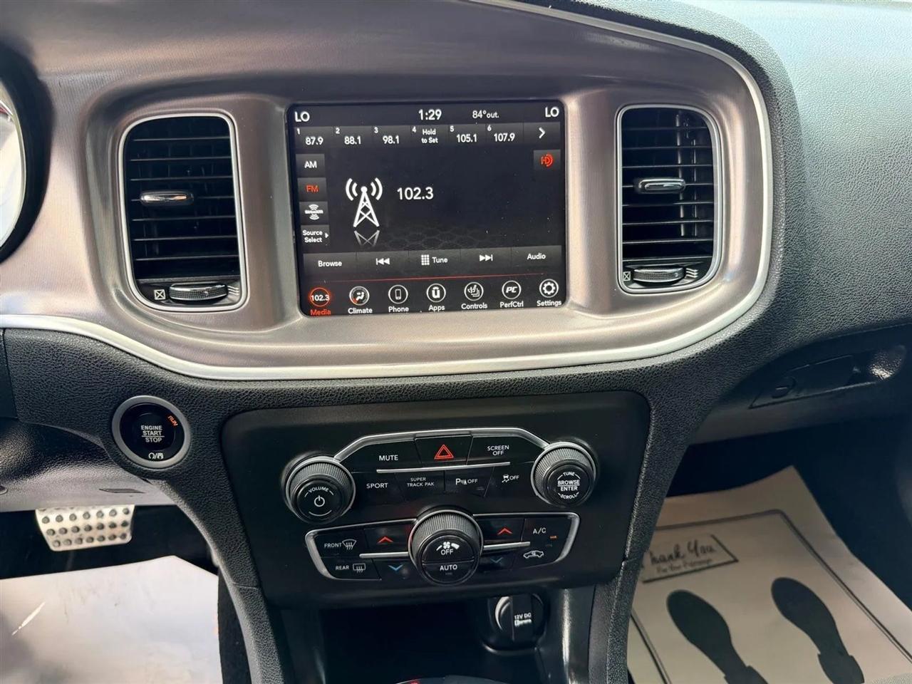Dodge Charger  2021