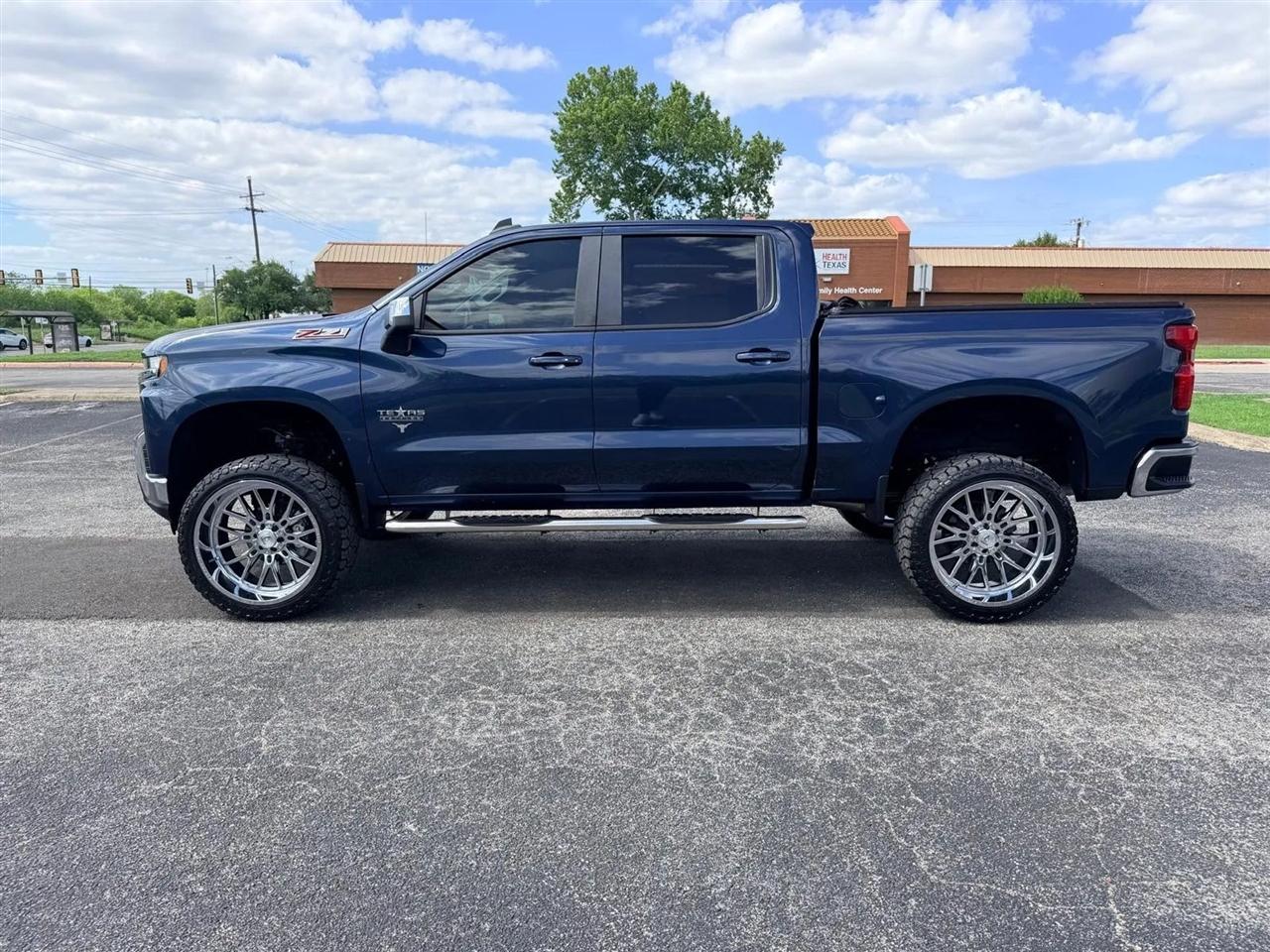 Chevrolet Silverado 1500  2021