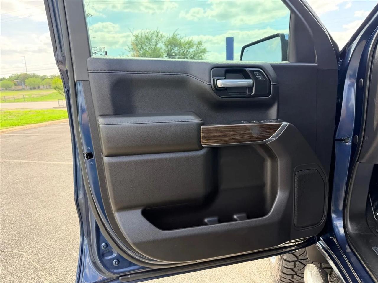 Chevrolet Silverado 1500  2021