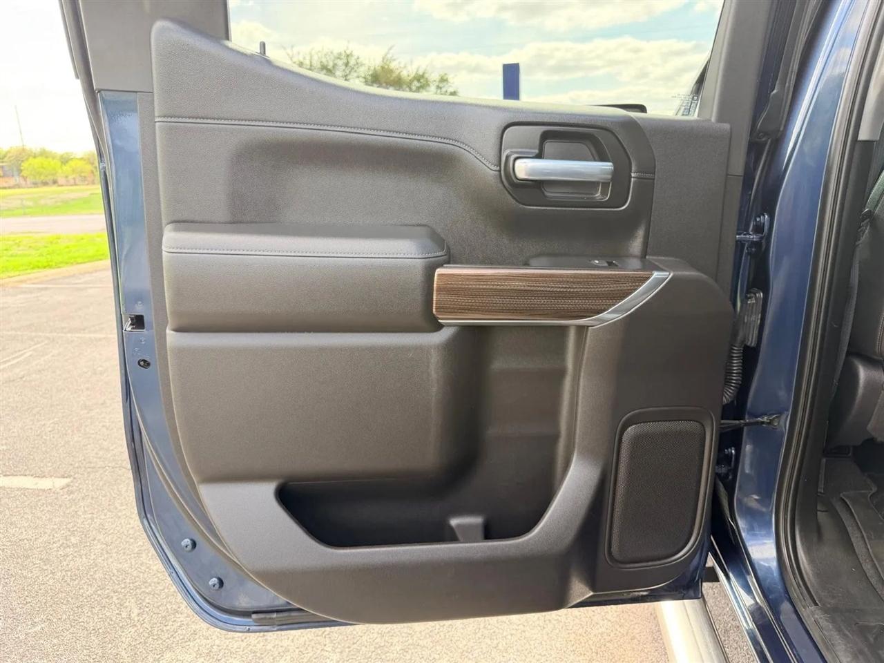 Chevrolet Silverado 1500  2021