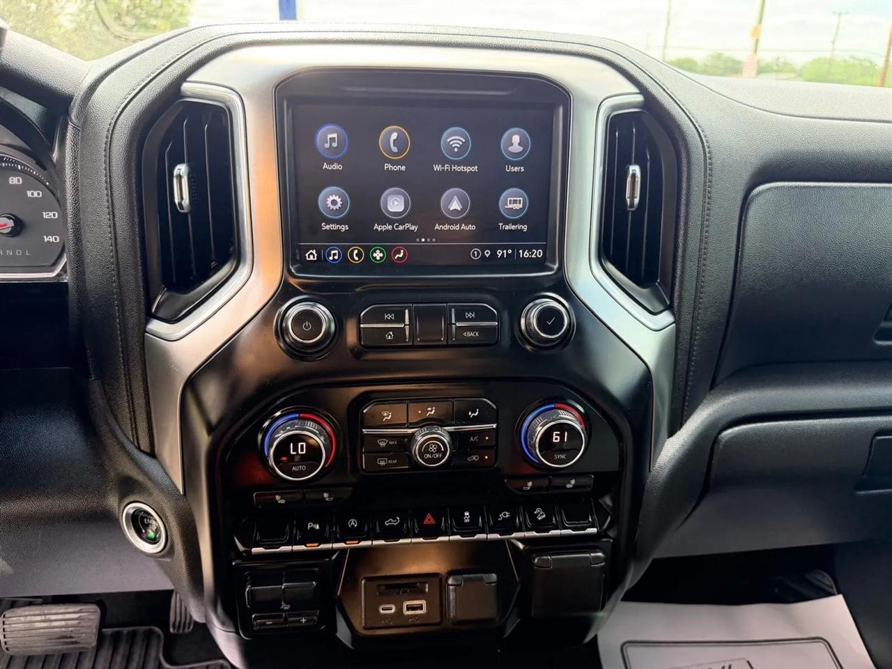 Chevrolet Silverado 1500  2021