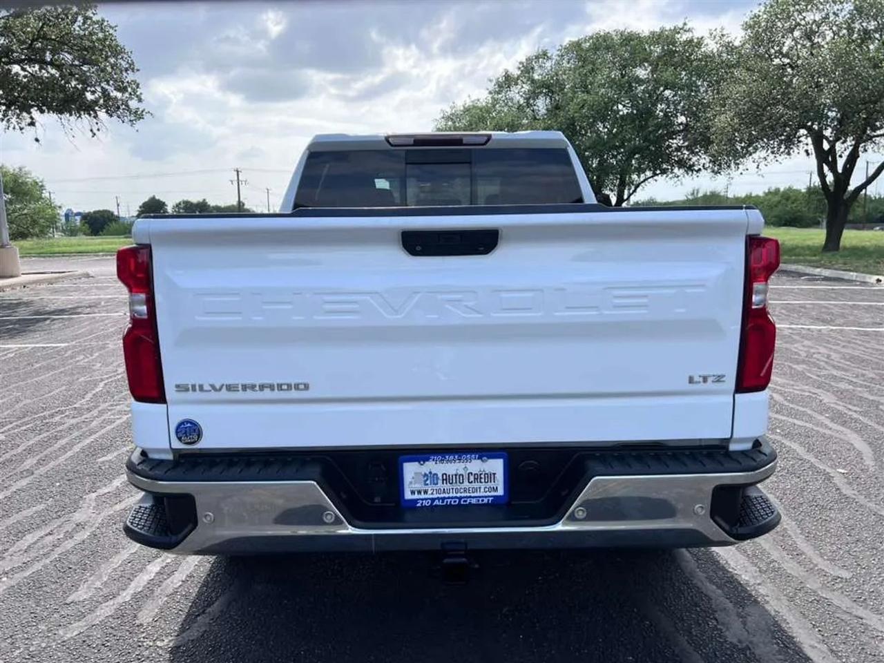 Chevrolet Silverado 1500  2021