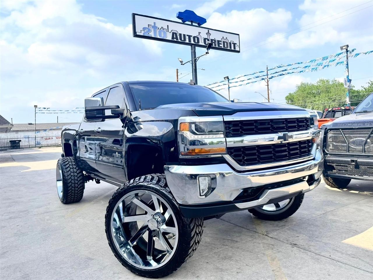 2018 Chevrolet Silverado 1500 LT Pickup 4D 5 3/4 ft