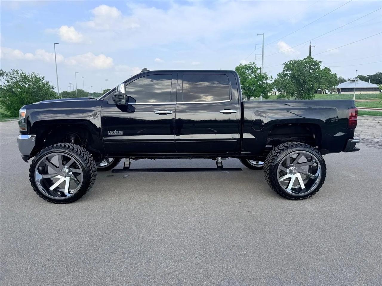 Chevrolet Silverado 1500  2018